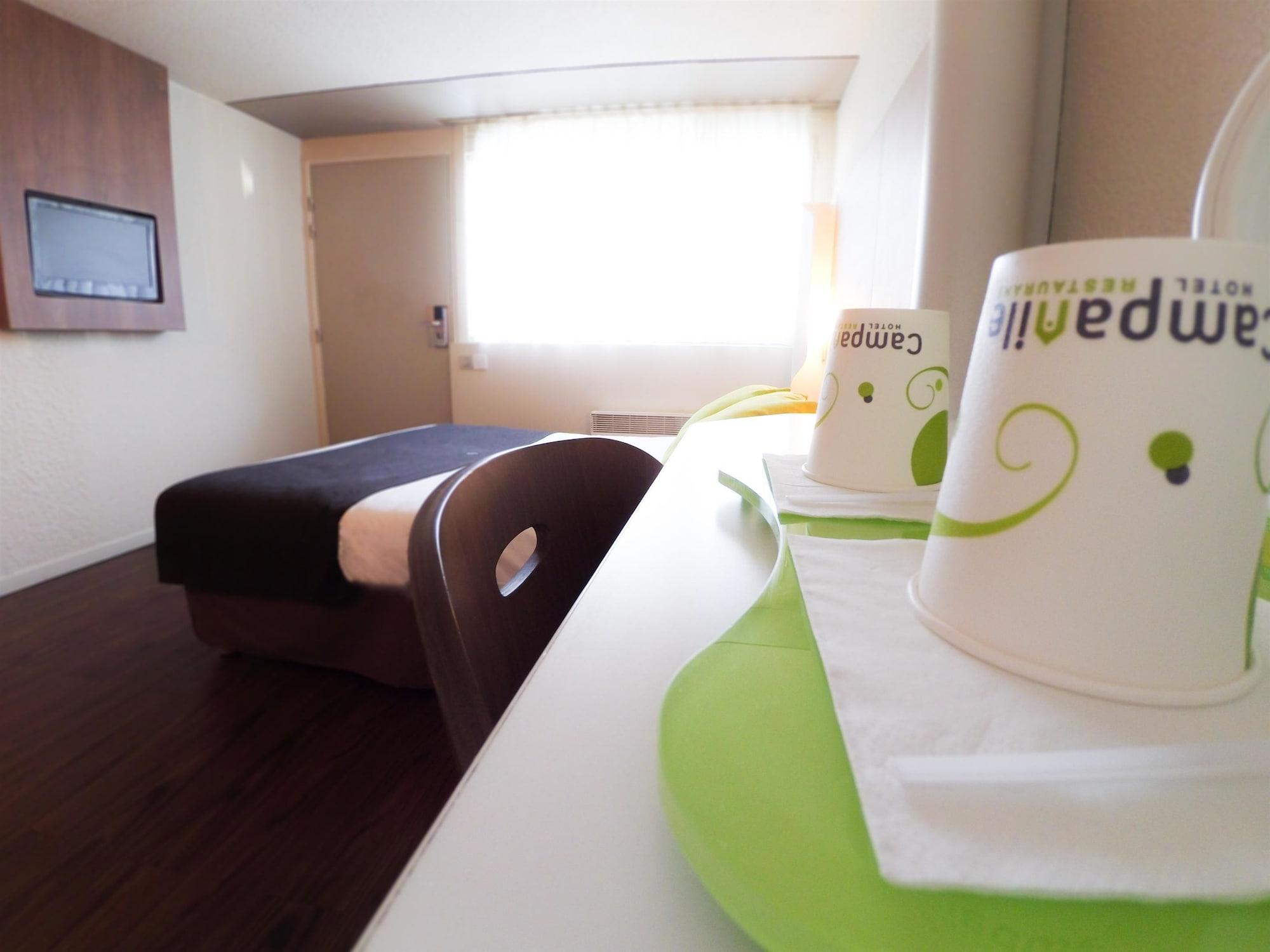 Hotel Morangis Orly Екстер'єр фото