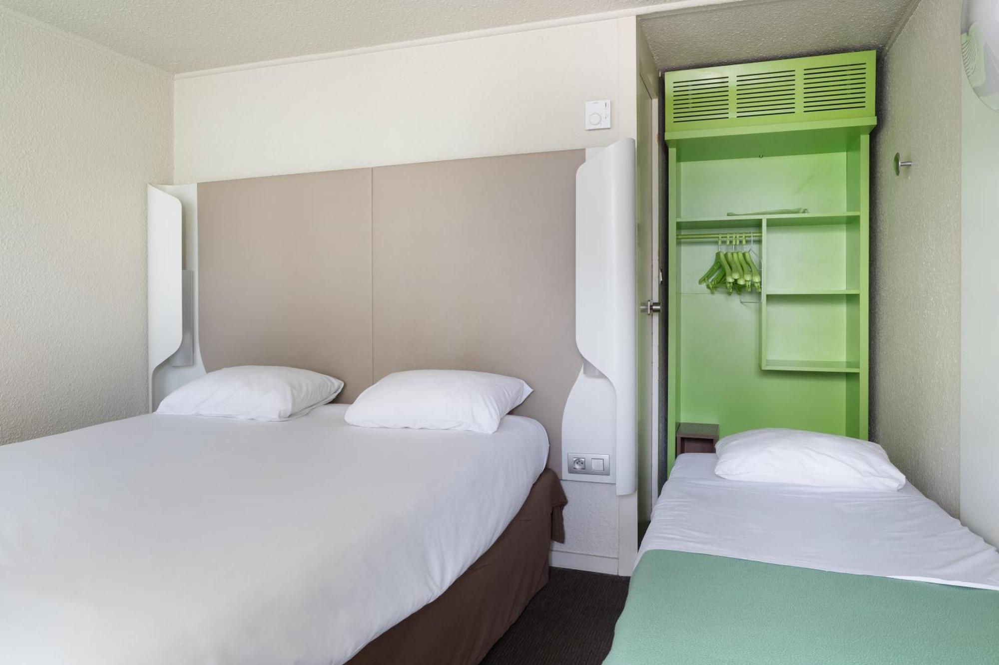 Hotel Morangis Orly Екстер'єр фото